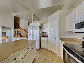 980 Inverness Dr in Syracuse, UT - Foto de edificio - Building Photo