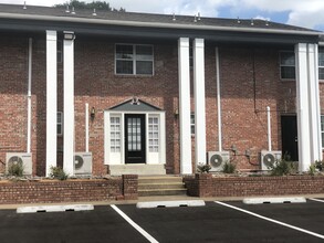 Heritage Apartments in Tulsa, OK - Building Photo - Building Photo