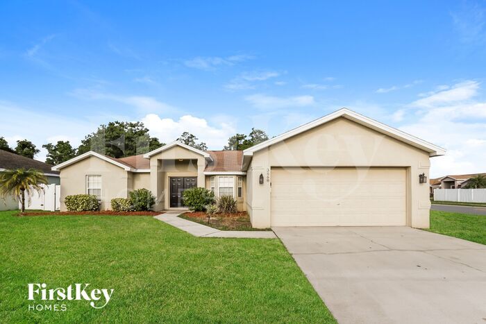 3668 Sandhill Crane Dr in Lakeland, FL - Building Photo