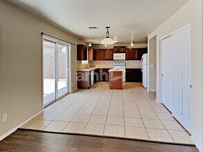 28006 N Iron Ave in San Tan Valley, AZ - Building Photo - Building Photo