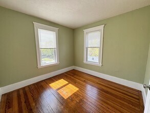 144 Bridge St-Unit -2 in Salem, MA - Building Photo - Building Photo