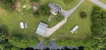 2513 Cobb Dail Rd in Farmville, NC - Building Photo - Building Photo