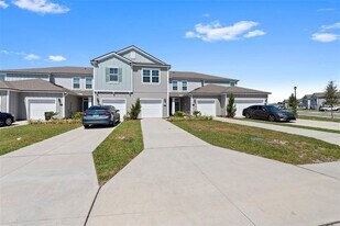 196 Redbud Rd in Palm Coast, FL - Building Photo