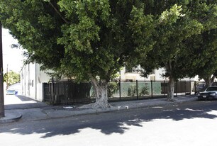 Radford Apartments in North Hollywood, CA - Building Photo