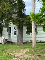 200 E 6th St in West Lafayette, OH - Building Photo