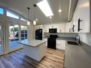 7082 Amherst St in San Diego, CA - Building Photo - Building Photo