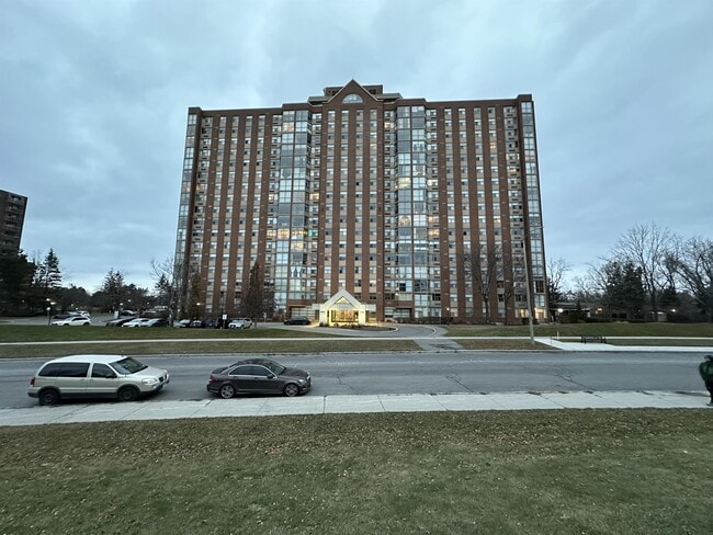 property at 2760 Carousel Crescent