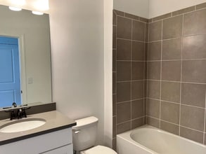 2426 Figaro Dr in Atlanta, GA - Building Photo - Building Photo