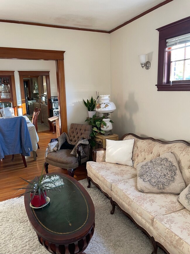 9 Indiana Ave, Unit #1
