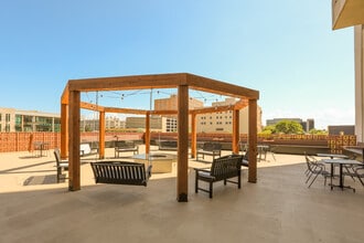The Regency Apartments in Oklahoma City, OK - Foto de edificio - Building Photo
