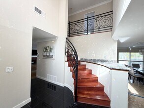 22125 Birds Eye Dr in Diamond Bar, CA - Building Photo - Building Photo