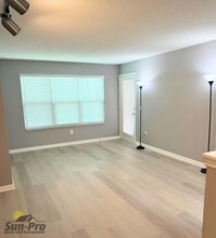 1401 S Palmetto Ave in Daytona Beach, FL - Building Photo - Building Photo