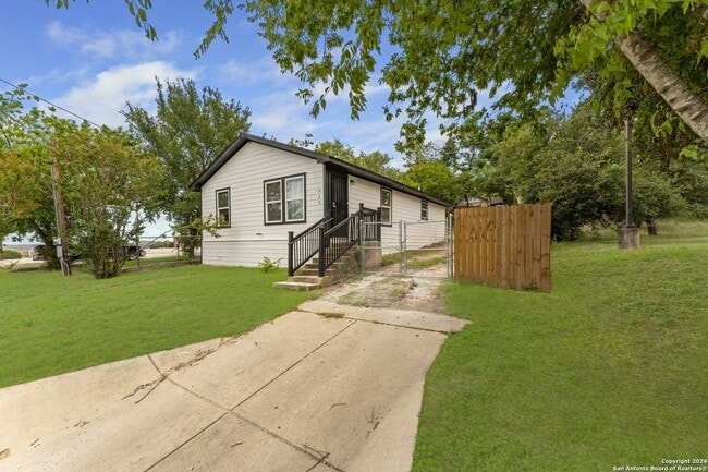 property at 928 Hedges St