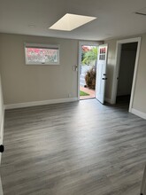 5167 Edgeware Rd in San Diego, CA - Foto de edificio - Building Photo