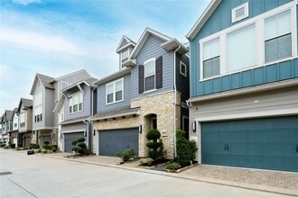 10922 Brambling Wood Dr in Houston, TX - Building Photo - Building Photo