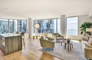 201 Folsom St in San Francisco, CA - Building Photo