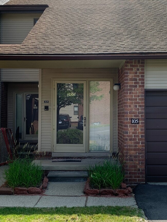 property at 6680 Ridgefield Cir