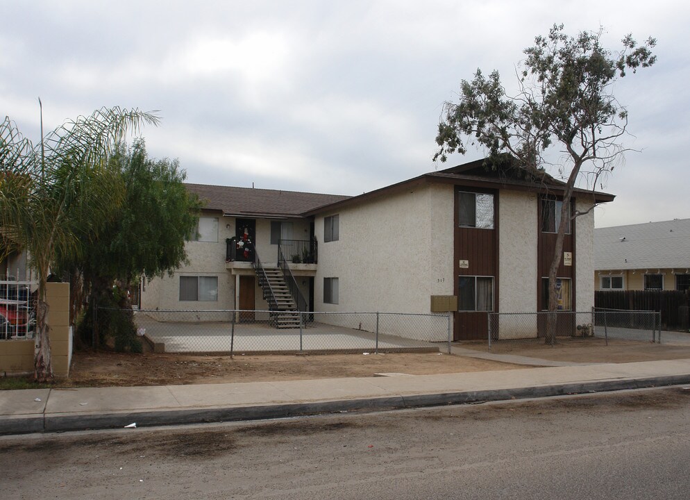 317 Tremont St in Chula Vista, CA - Foto de edificio