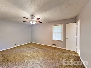 4076 Parkway Cir NW in Duluth, GA - Building Photo - Building Photo