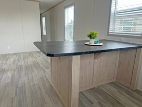 14876 Washington Rd in West Burlington, IA - Building Photo - Building Photo