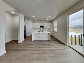 1256 W Mahogany St in Saratoga Springs, UT - Foto de edificio - Building Photo