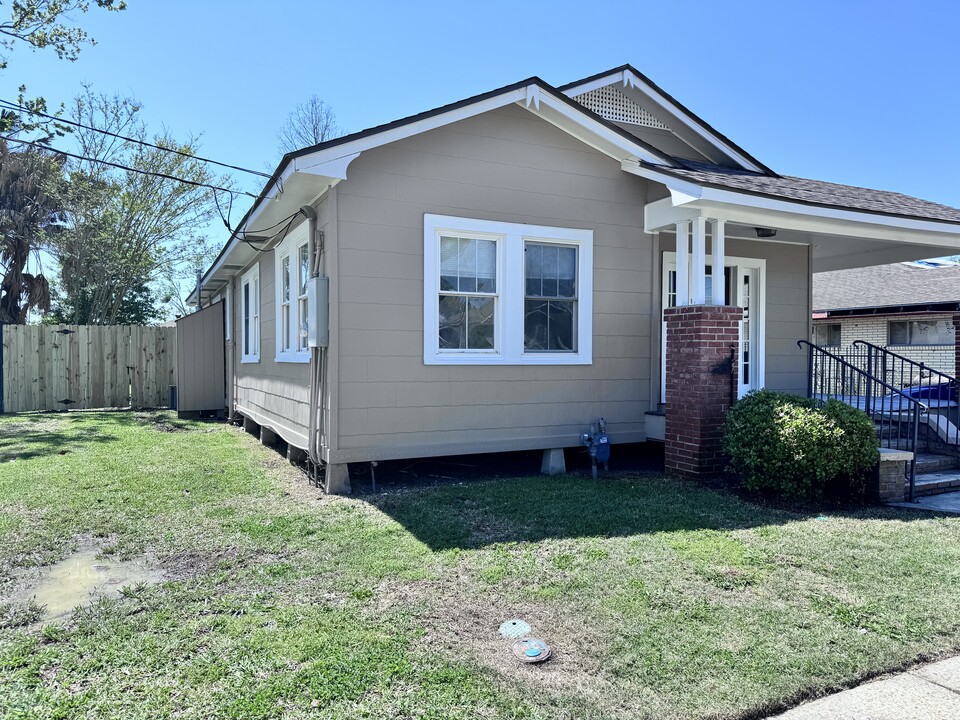 1306 Honduras St in Houma, LA - Building Photo