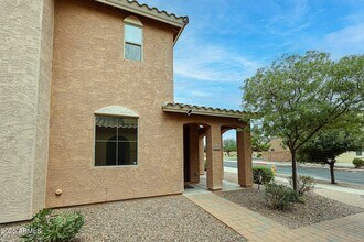 4726 W Fremont Rd. in Phoenix, AZ - Building Photo - Building Photo