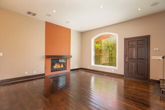 3817 Dover St in Los Angeles, CA - Building Photo - Building Photo