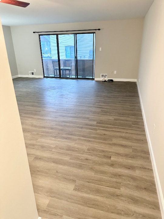 807 Hickory Cir in Cherry Hill Township, NJ - Building Photo