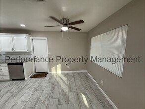 2620 Miria Dr in Bakersfield, CA - Building Photo - Building Photo