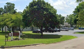 140 Town Pl Ct in Hesperia, MI - Building Photo