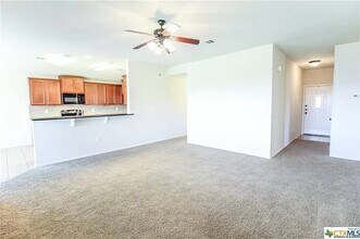 1023 Sugar Brook Dr in Temple, TX - Foto de edificio - Building Photo