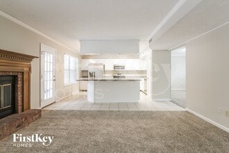 7510 Allenwood Ct in Indianapolis, IN - Foto de edificio - Building Photo