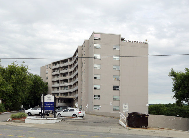 Forest Hills Apartments in Hamilton, ON - Building Photo - Building Photo