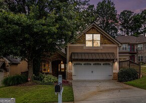 180 Greenview Dr in Newnan, GA - Building Photo
