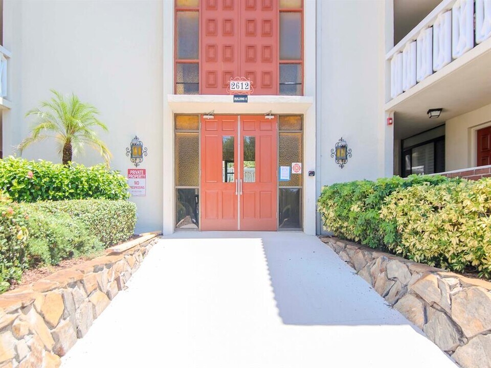 2612 Pearce Dr in Clearwater, FL - Building Photo