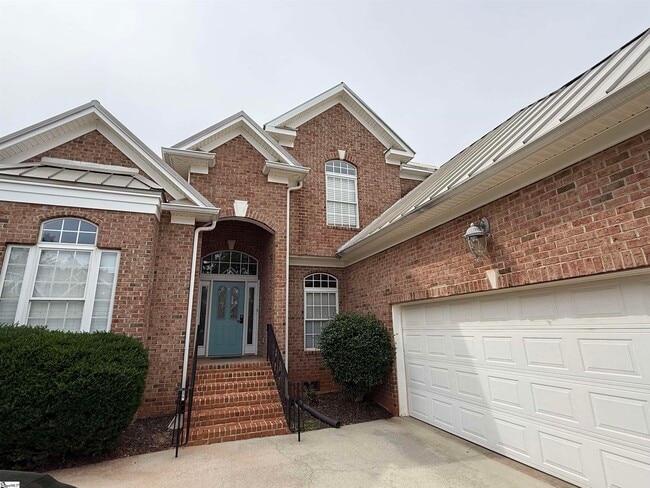 property at 19 Ruby Lake Ln