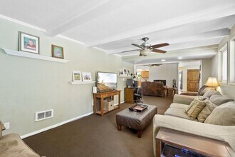 1760 Summit Dr in Escondido, CA - Building Photo - Building Photo