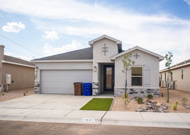 3007 San Jenaro Dr in Las Cruces, NM - Building Photo - Building Photo