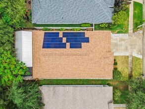15316 Lake Bella Vista Dr in Tampa, FL - Building Photo - Building Photo