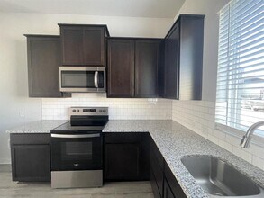 1203 Showbox St in Pflugerville, TX - Building Photo - Building Photo