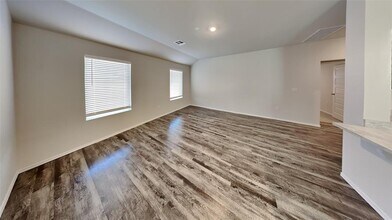 6141 Bradford Pear Ln in Edmond, OK - Building Photo - Building Photo