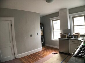 20 Washburn Ave in Cambridge, MA - Building Photo - Building Photo