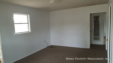 701 W 4th St in Idalou, TX - Building Photo - Building Photo