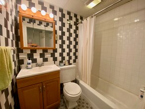 59 Joy St, Unit 1 in Boston, MA - Building Photo - Building Photo