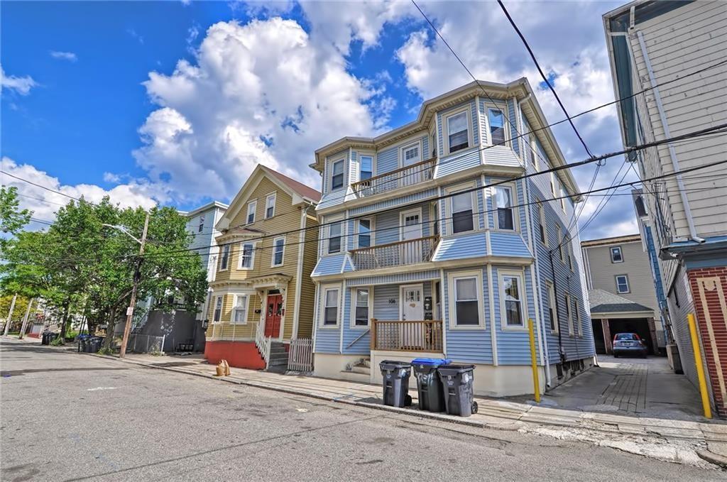 106 Tell St, Unit Apt 3 in Providence, RI - Building Photo