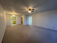 2500 Eagle Dr in Melbourne, FL - Building Photo - Building Photo