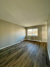 1750 St Johns Blvd in Lincoln Park, MI - Building Photo - Building Photo