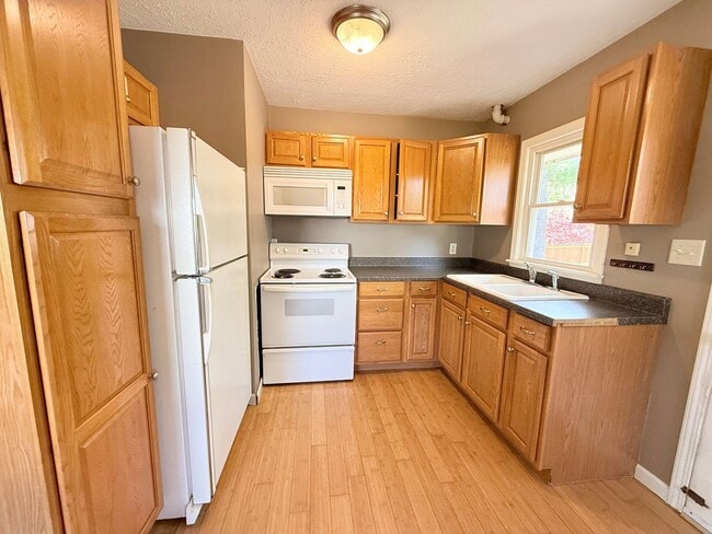 813 N Fell Ave in Normal, IL - Building Photo - Building Photo