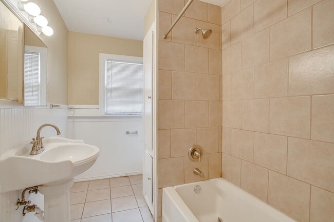 2518 28th St in Lubbock, TX - Building Photo - Building Photo